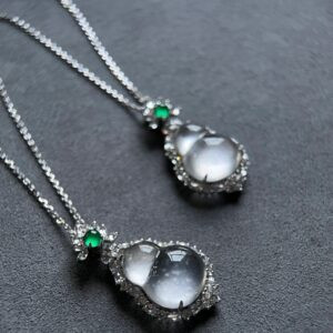 ice jade chalcedony gourd pendant necklace