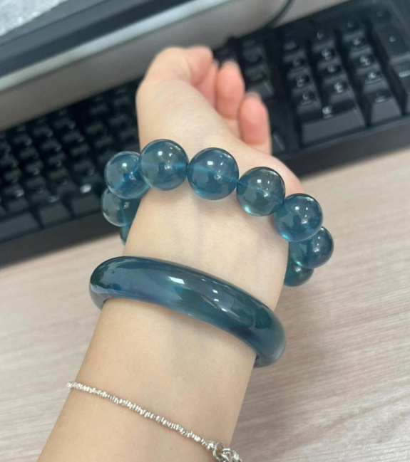 From customer review images